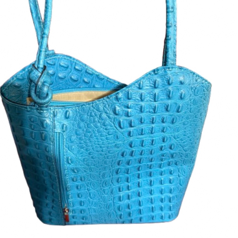 Blue Croc-Texture Tote Bag - Stylish Everyday Shoulder Bag